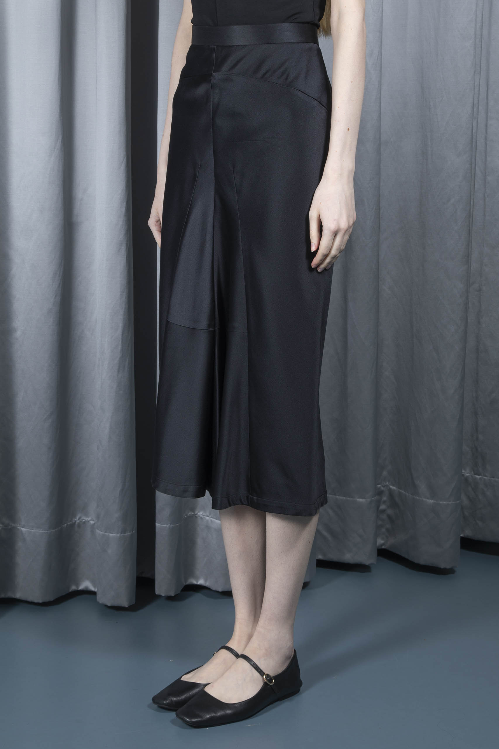 JUNYA WATANABE — Silk satin mermaid skirt (2/5)