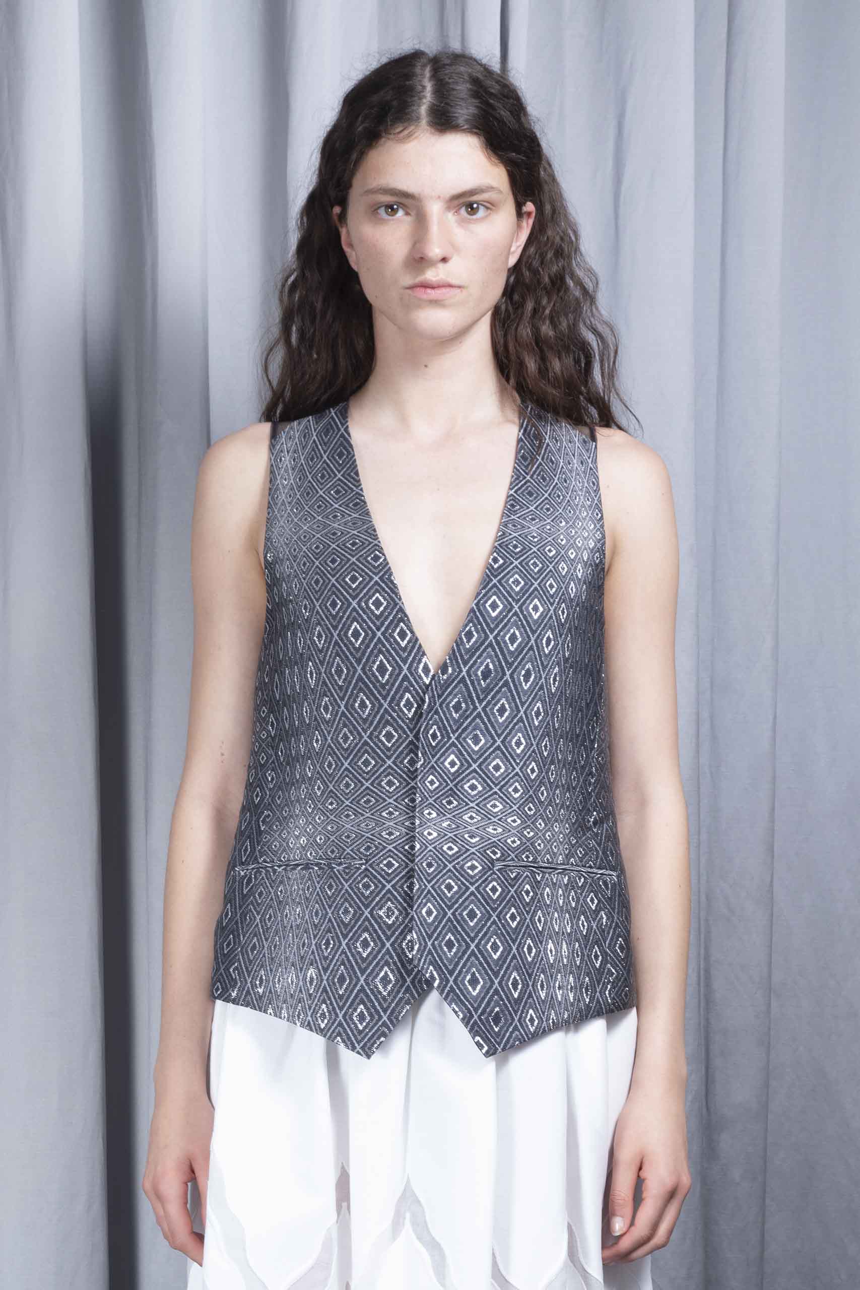 UNDERCOVER — Backless psychedelic-jacquard waistcoat