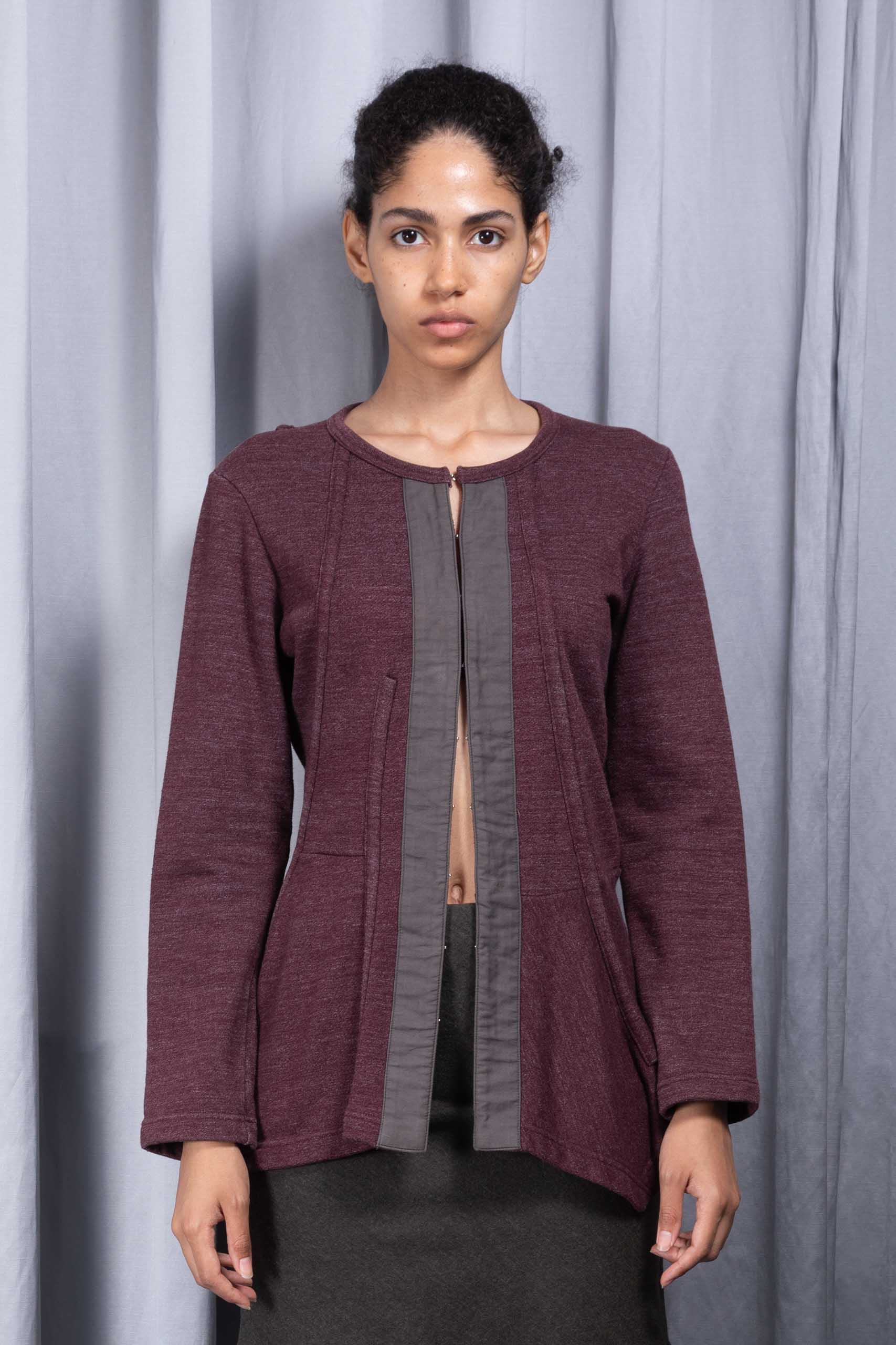 COMME DES GARÇONS — Peplum hem sweatshirt