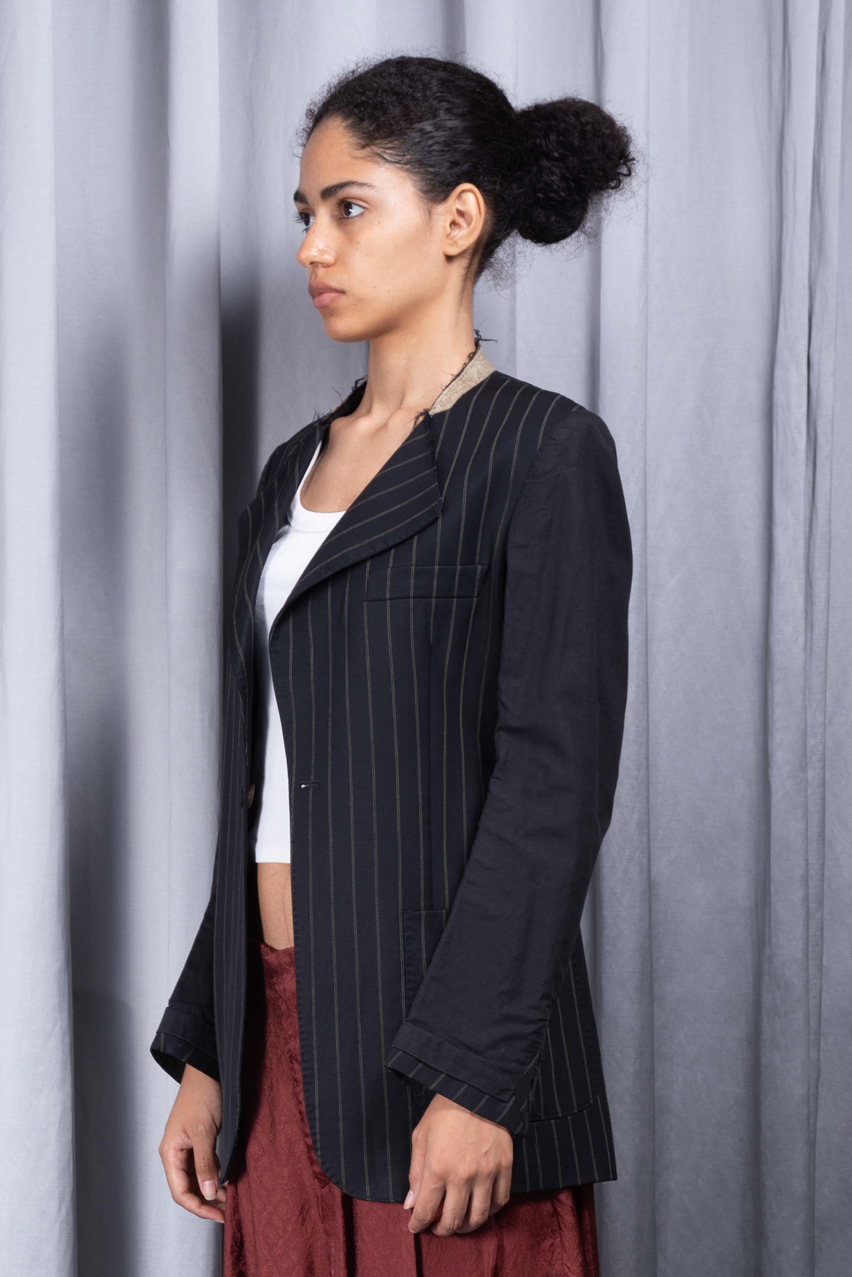 MAISON MARTIN MARGIELA — Bimateric pinstriped blazer (2/4)
